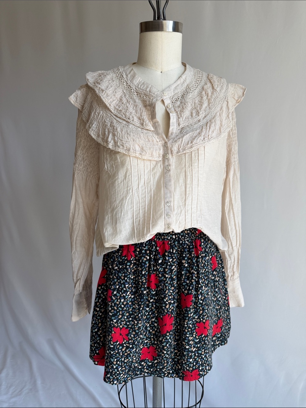 Free People Cream Ruffle Collar Button-Front Blouse